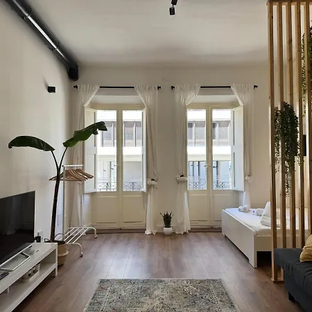27, Centro, Cagliari, Sardinia Апартаменты